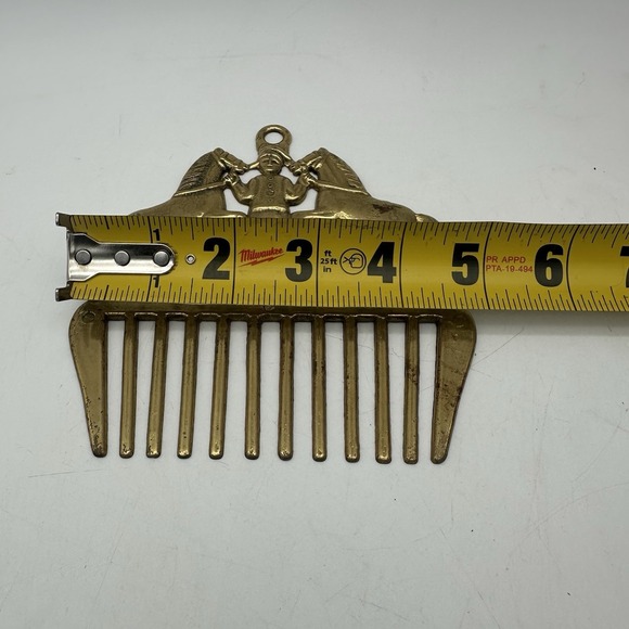 Vintage Brass Horse Comb 3D Man Holding 2 Horse Reins Wall Hanging Decor Comb 5" - Picture 3 of 5
